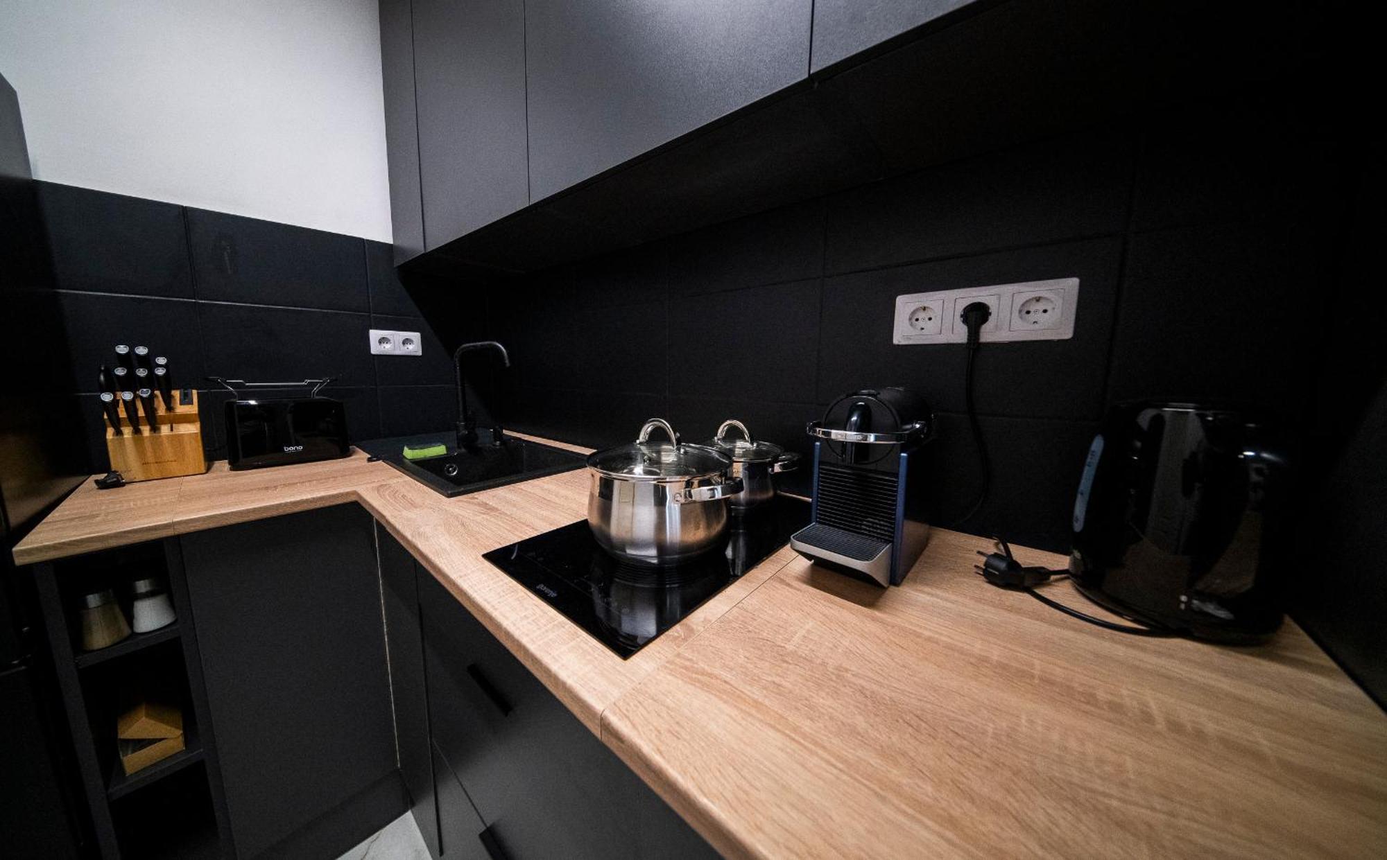 Riverfront Apartment *